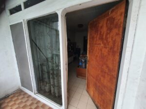 Kamar Atas dari balkon
